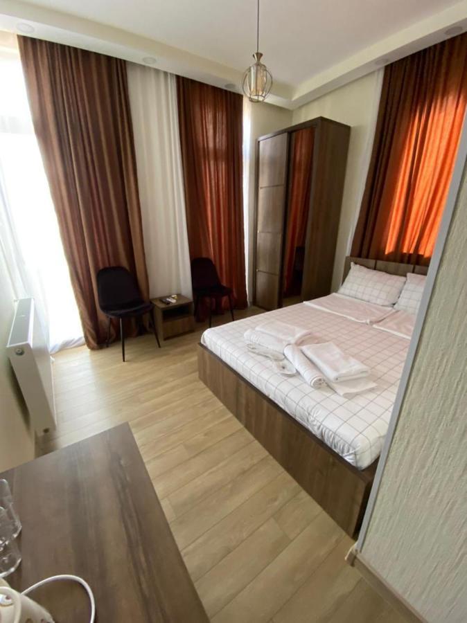 Vincent Hotel Tbilisi Buitenkant foto
